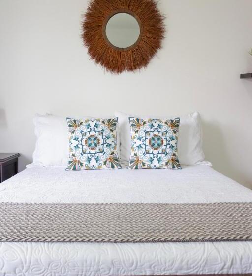 آپارتمان 1 خوابه با چشم‌انداز استخر, Finca Hotel Casa Nostra, Villa Mariana