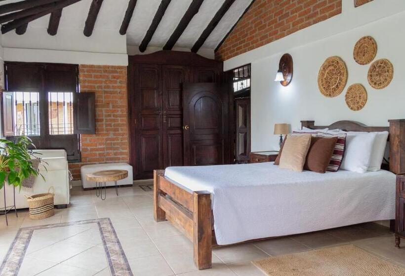 سوییت با چشم‌انداز استخر, Finca Hotel Casa Nostra, Villa Mariana