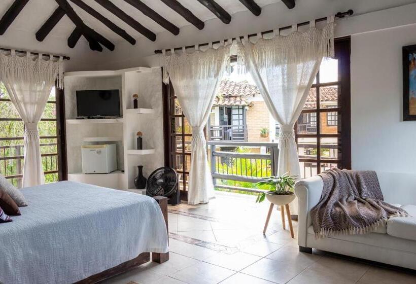 سوییت با چشم‌انداز استخر, Finca Hotel Casa Nostra, Villa Mariana