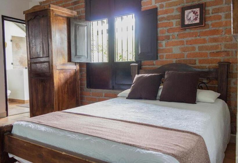 اتاق لوکس, Finca Hotel Casa Nostra, Villa Mariana