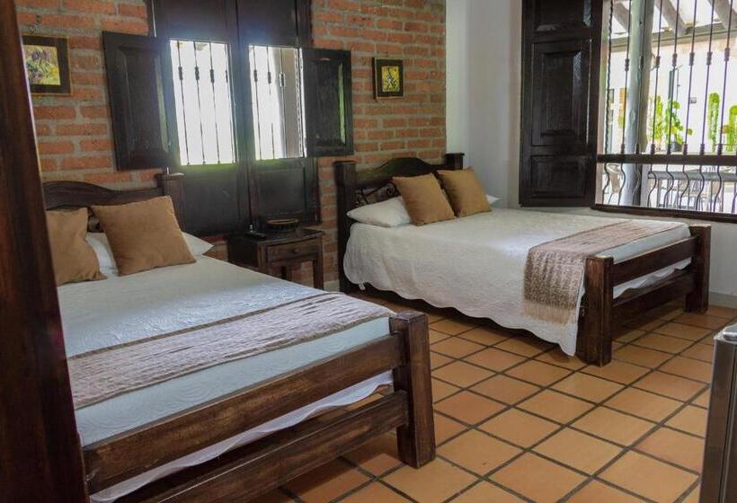 اتاق لوکس, Finca Hotel Casa Nostra, Villa Mariana