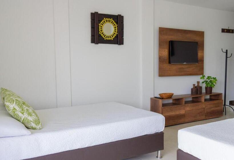 اتاق سوپریور سه تخته, Finca Hotel Casa Nostra, Villa Mariana