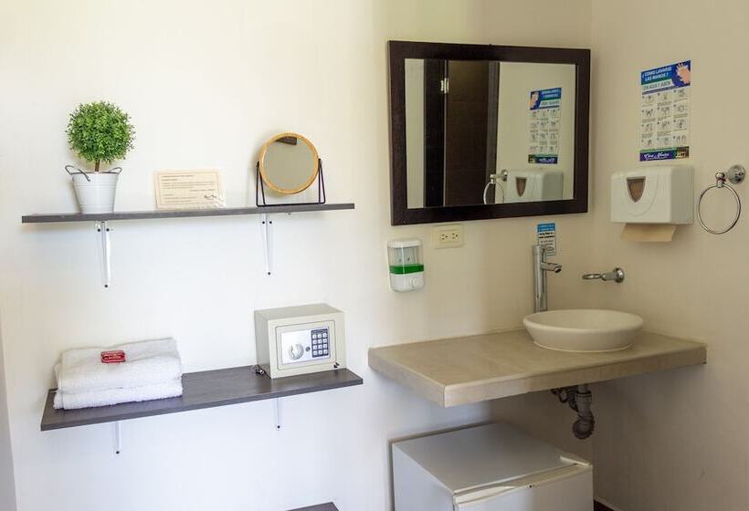 اتاق استاندارد با چشمانداز استخر, Finca Hotel Casa Nostra, Villa Mariana