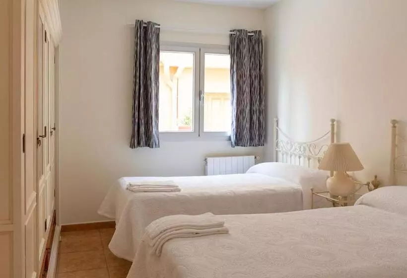 Family Studio, Amalurra Ecohotel & Retreat Center
