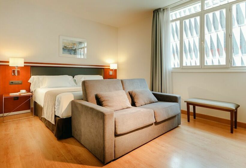 패밀리 룸, Abba Euskalduna