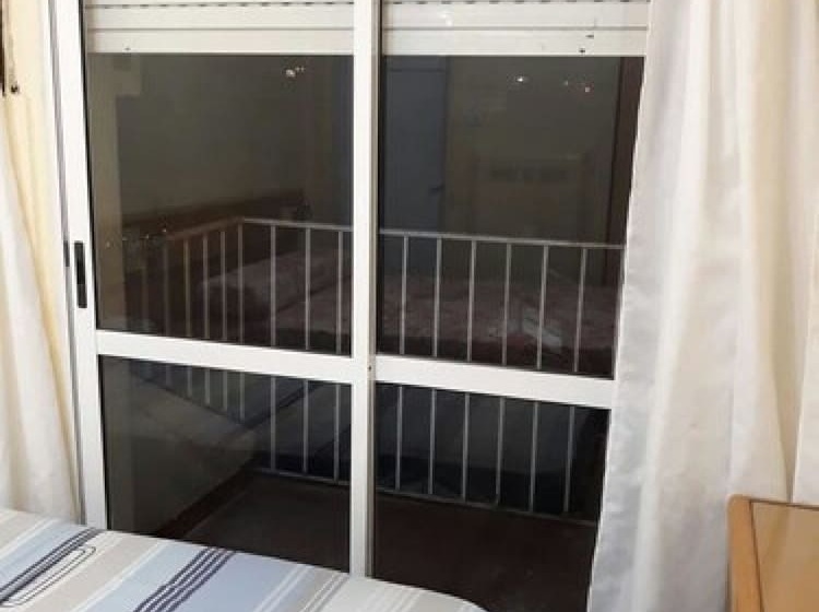 اتاق استاندارد یک نفره, Aldeano