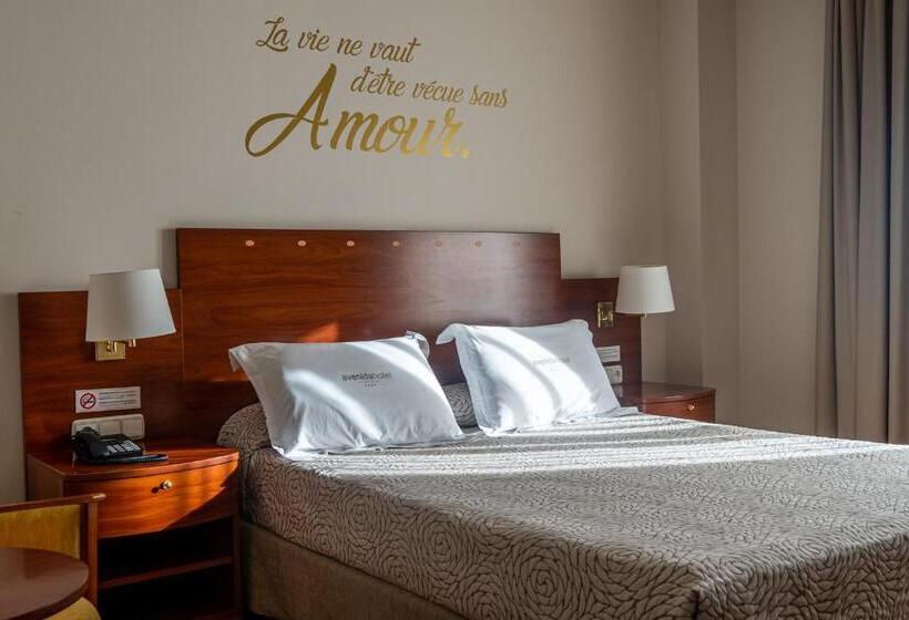 اتاق استاندارد, Avenida