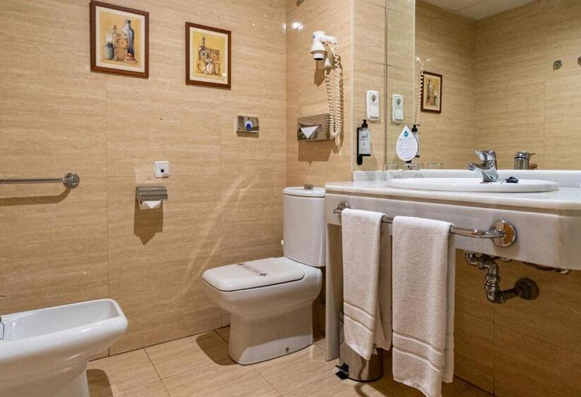 اتاق استاندارد, Avenida