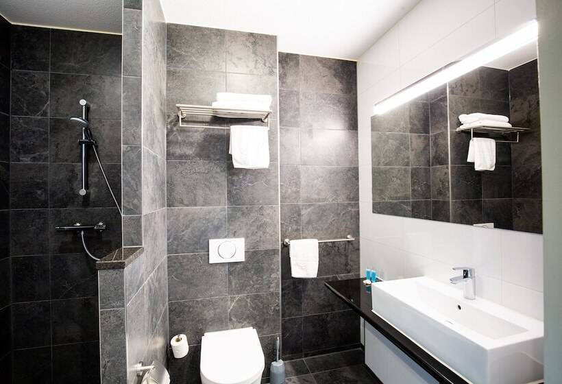Номер Deluxe, Bastion Hotel Tilburg