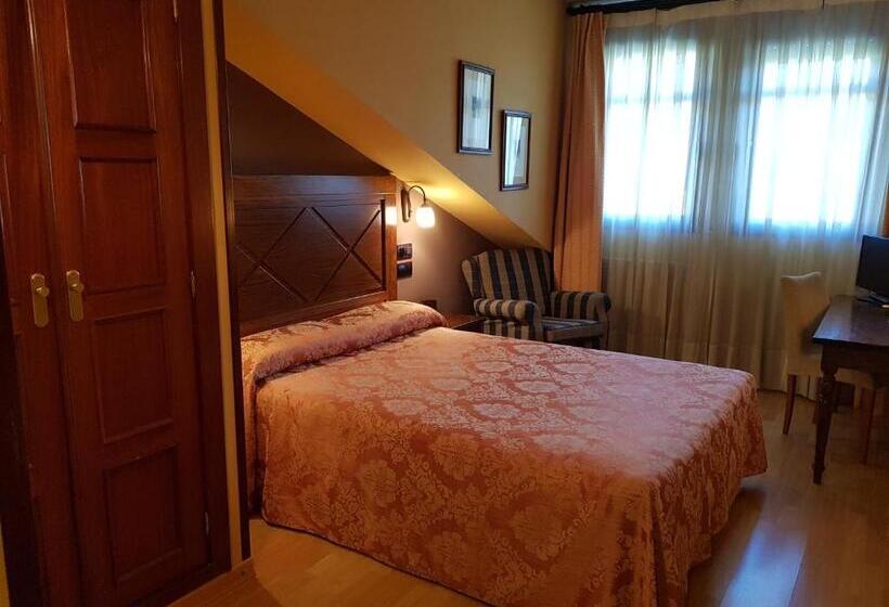 标准单人间, Cotiella