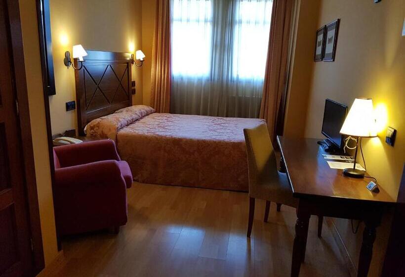 标准单人间, Cotiella