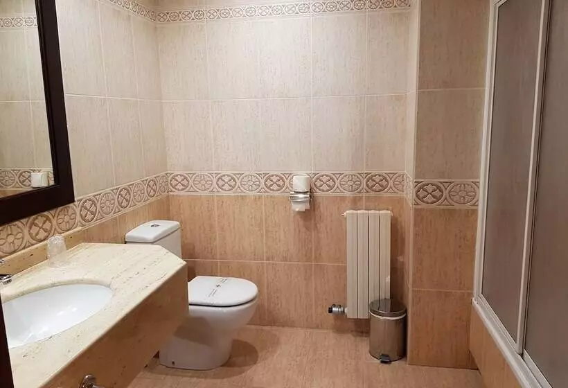 Standard Yhden Hengen Huone, Cotiella