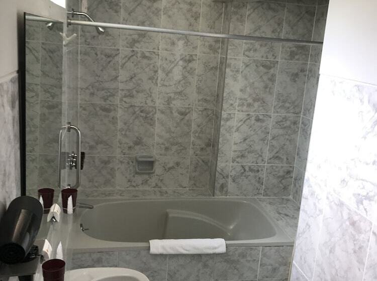 سوییت جونیور, Embajadores