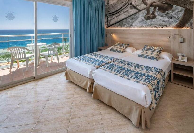 غرفة قياسية مطلّة علي البحر, Ght Maritim