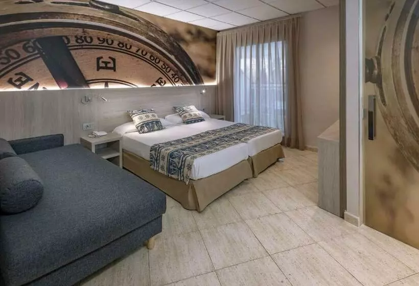 اتاق استاندارد با چشمانداز دریا, Ght Maritim