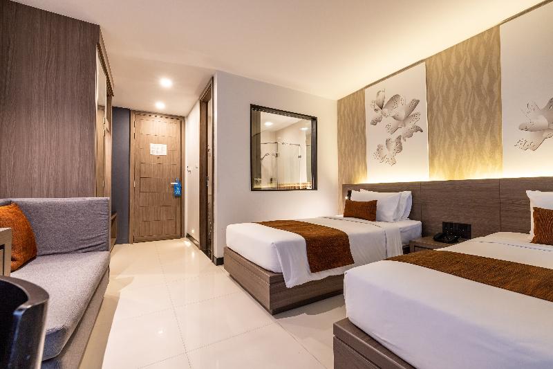 غرفة قياسية مطلّة علي البحر, Ght Maritim