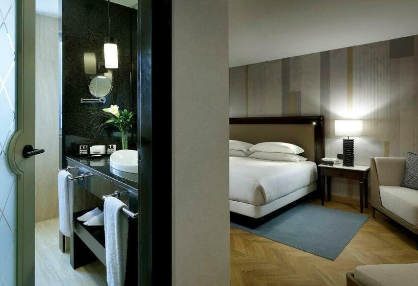 اتاق لوکس با تخت بزرگ, Hyatt Regency Hesperia Madrid