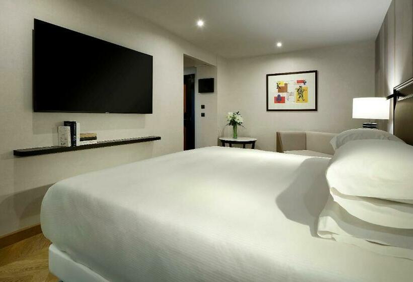 اتاق استاندارد با تخت بزرگ, Hyatt Regency Hesperia Madrid