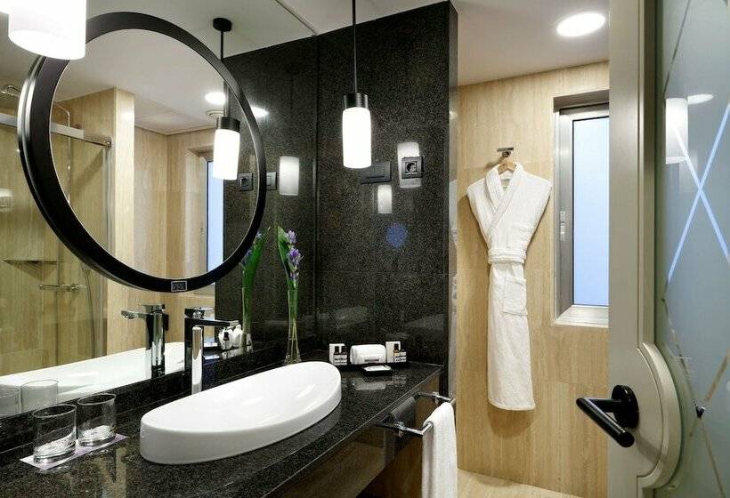 سوییت اجرایی, Hyatt Regency Hesperia Madrid