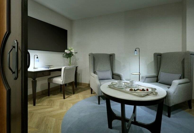 سوییت اجرایی, Hyatt Regency Hesperia Madrid