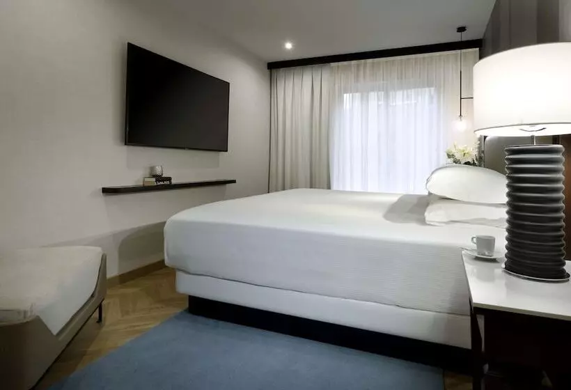 テラス付きデラックスルーム, Hyatt Regency Hesperia Madrid