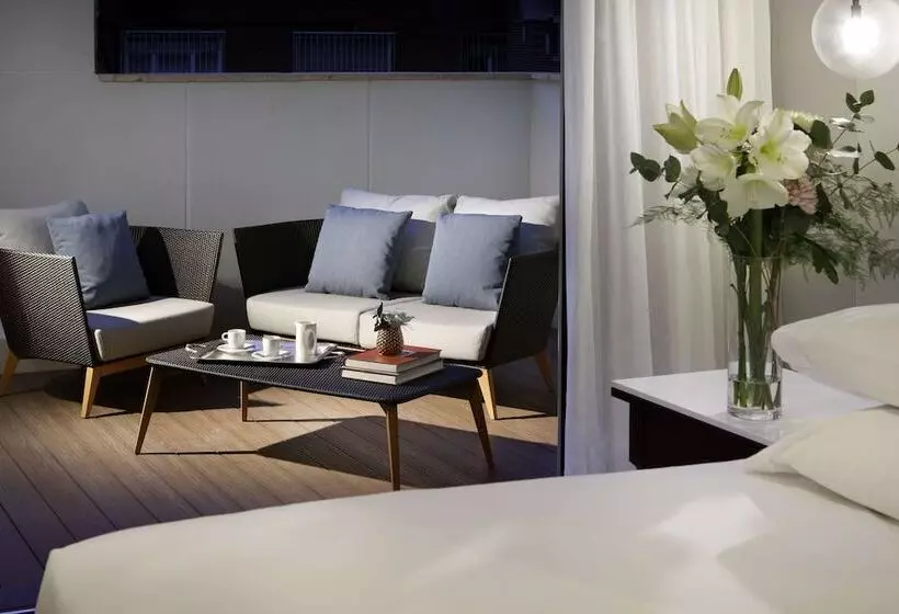 テラス付きデラックスルーム, Hyatt Regency Hesperia Madrid