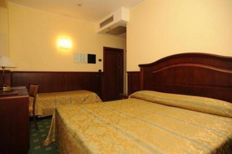 Quarto standard, Ibis Lisboa Jose Malhoa