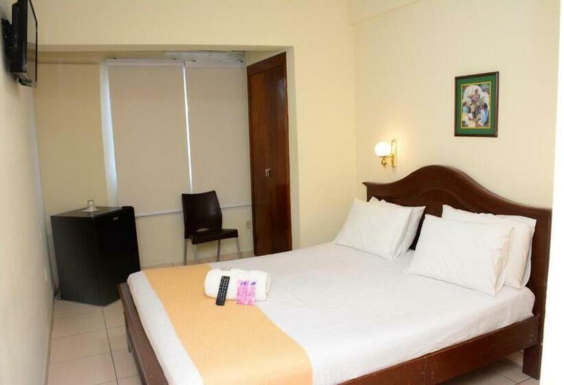 اتاق استاندارد, La Siesta