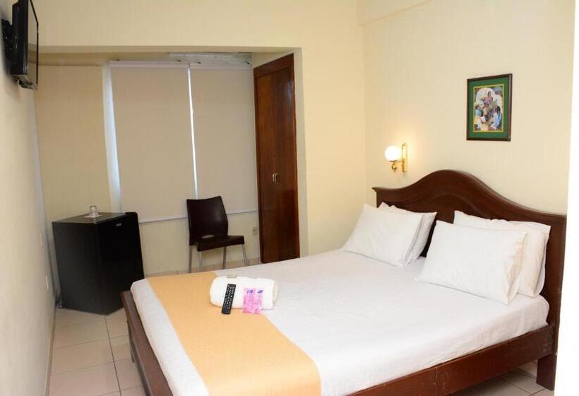 اتاق استاندارد یک نفره, La Siesta