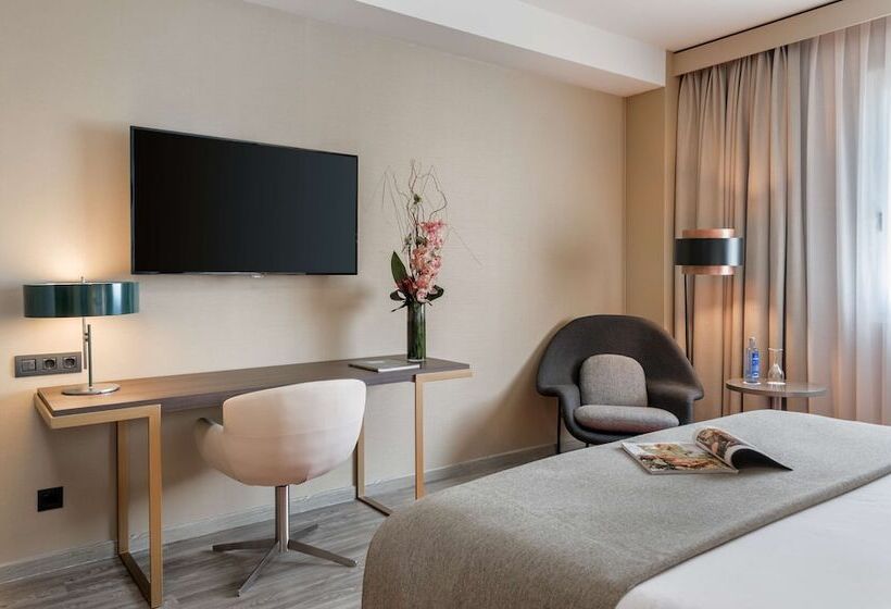 اتاق پرمیوم, NH Collection Madrid Suecia