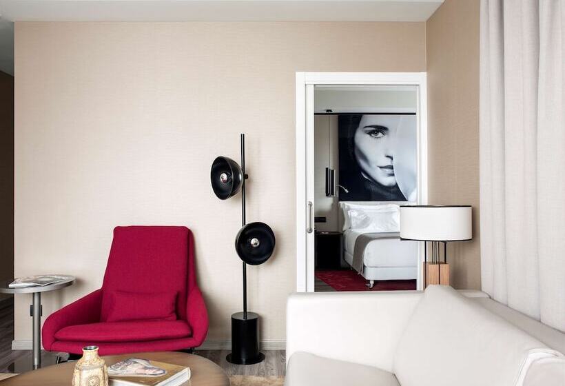 سوییت جونیور, NH Collection Madrid Suecia