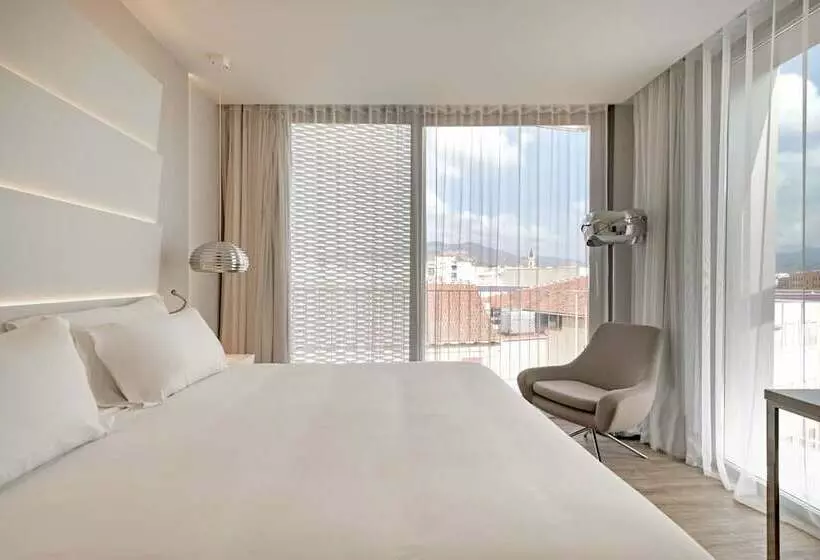 اتاق سوپریور, NH Malaga