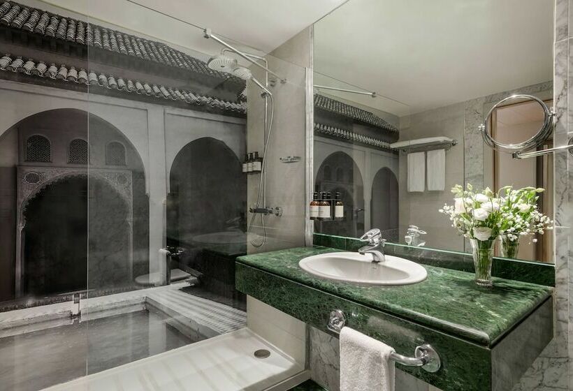 اتاق سوپریور, NH Malaga