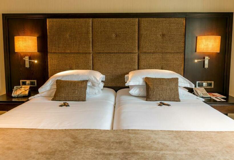 シティビュークラシックルーム, Nixe Palace