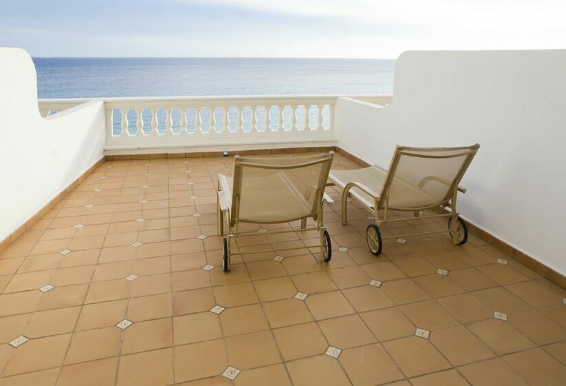 オーシャンビュースーペリアールーム, Nixe Palace