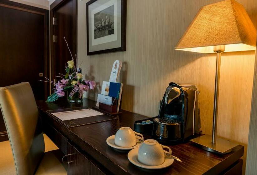 수피리어 트리플룸 바다 전망, Nixe Palace