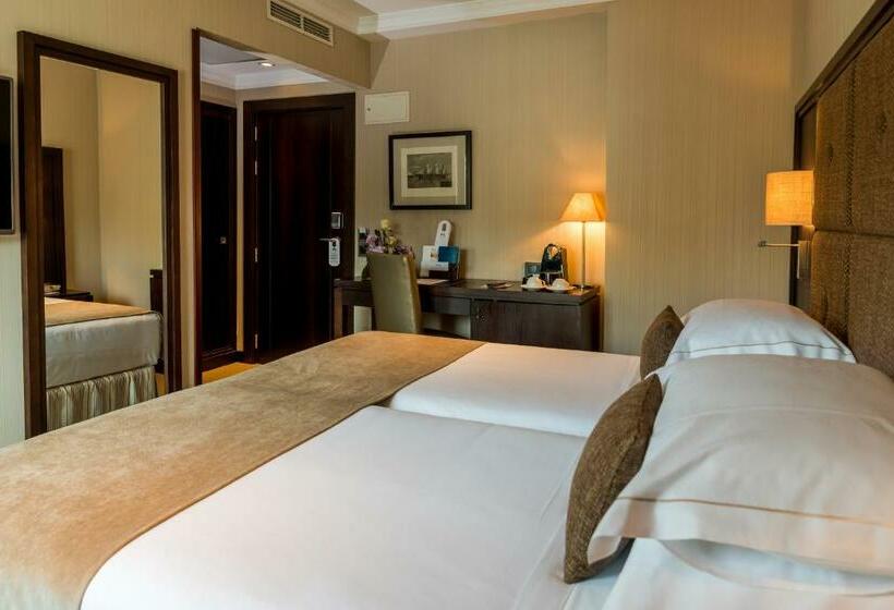 スタンダードシングルルーム, Nixe Palace