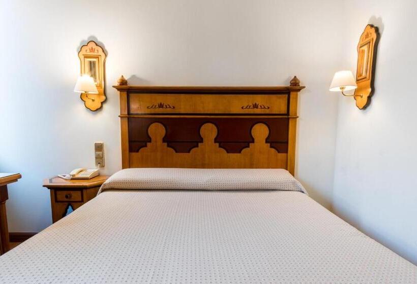 اتاق استاندارد, Plaza Nueva