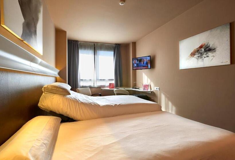 اتاق اجرایی, Silken Monumental Naranco