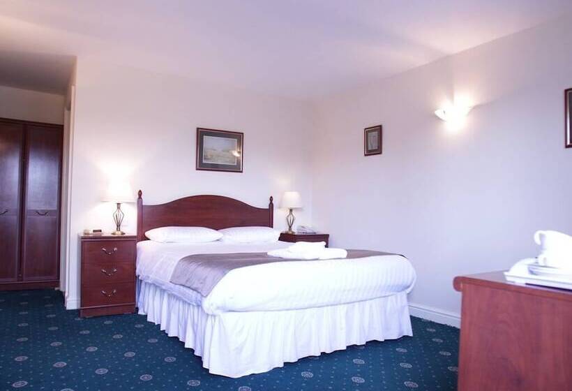 スタンダードルーム, Rusland Pool