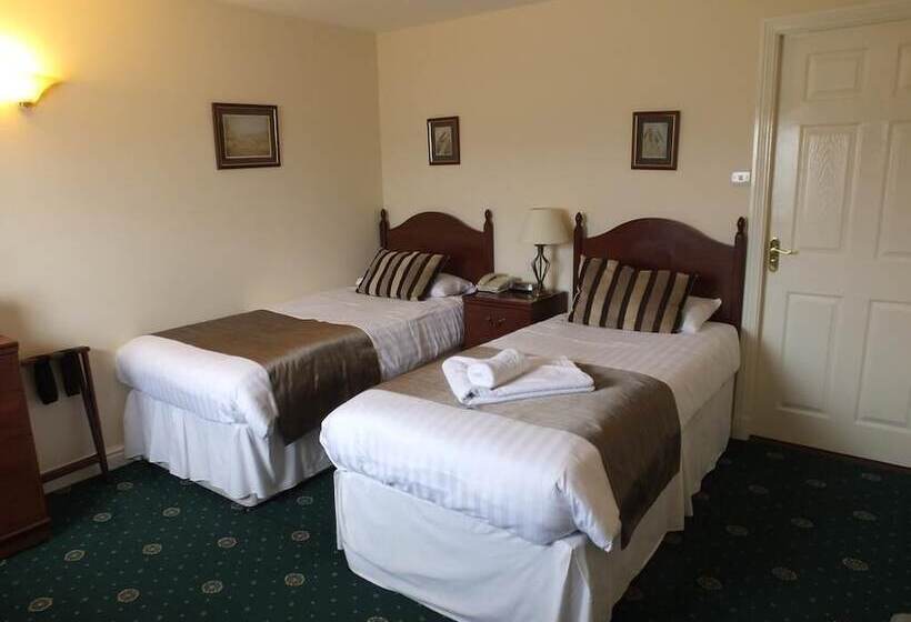 スタンダードルーム, Rusland Pool