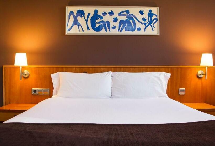 Номер Basic, Viladomat