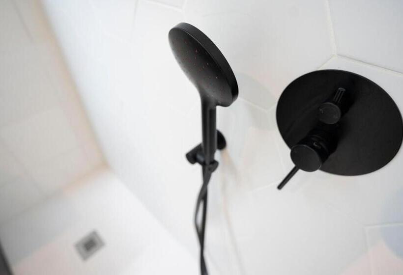 غرفة قياسية, You & Co. J. Botanico Boutique