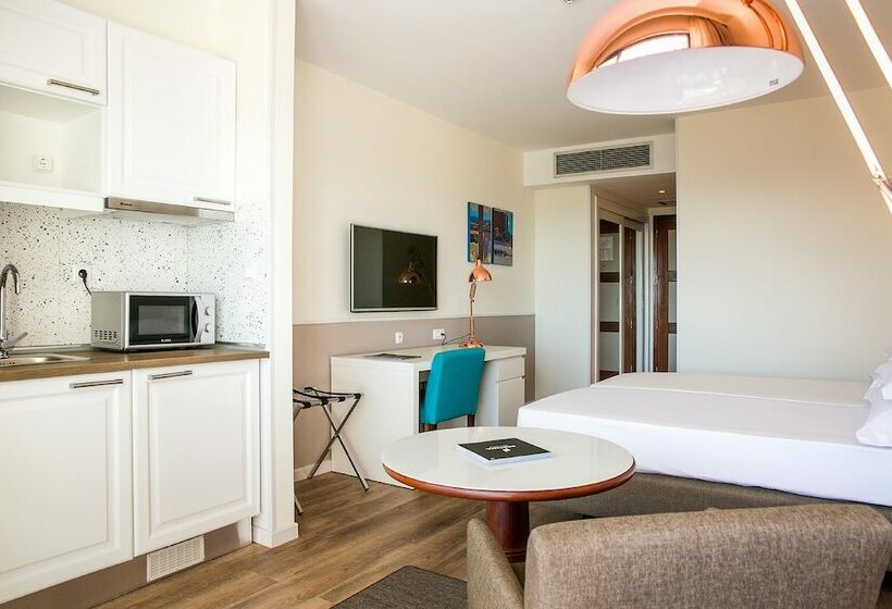 غرفة ديلوكس مطلّة علي البحر, Pestana Cascais Ocean & Conference Apart