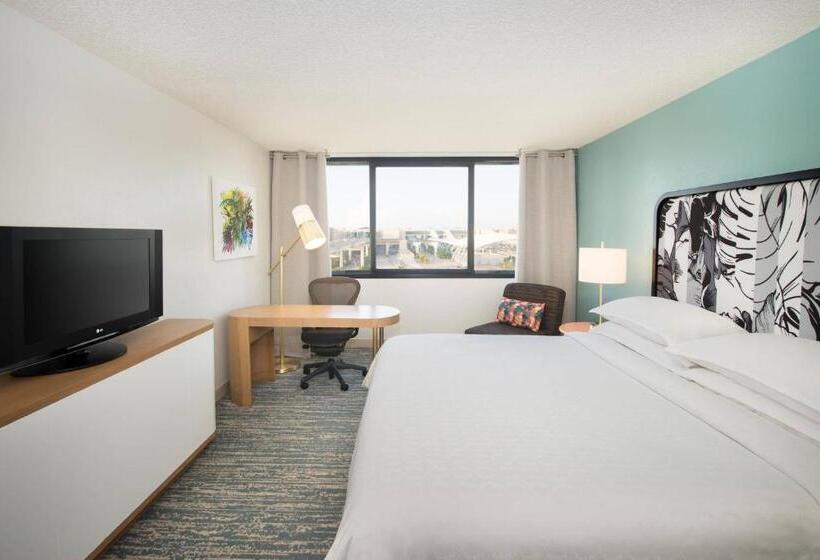 带大床的经典房间, Sheraton Miami Airport Hotel And Executive Meeting Center