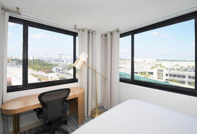 غرفة قياسية, Sheraton Miami Airport Hotel And Executive Meeting Center