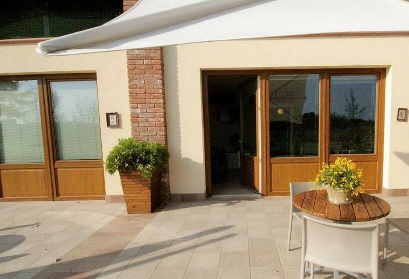 إستوديو قياسى مزودة بتراس, Agriturismo Corte Patrizia