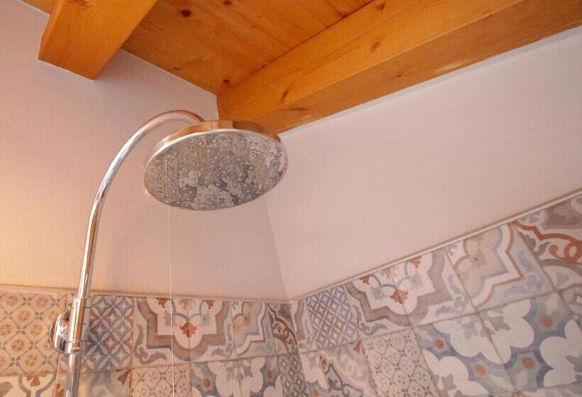 استودیوی سوپریور, Agriturismo Corte Patrizia
