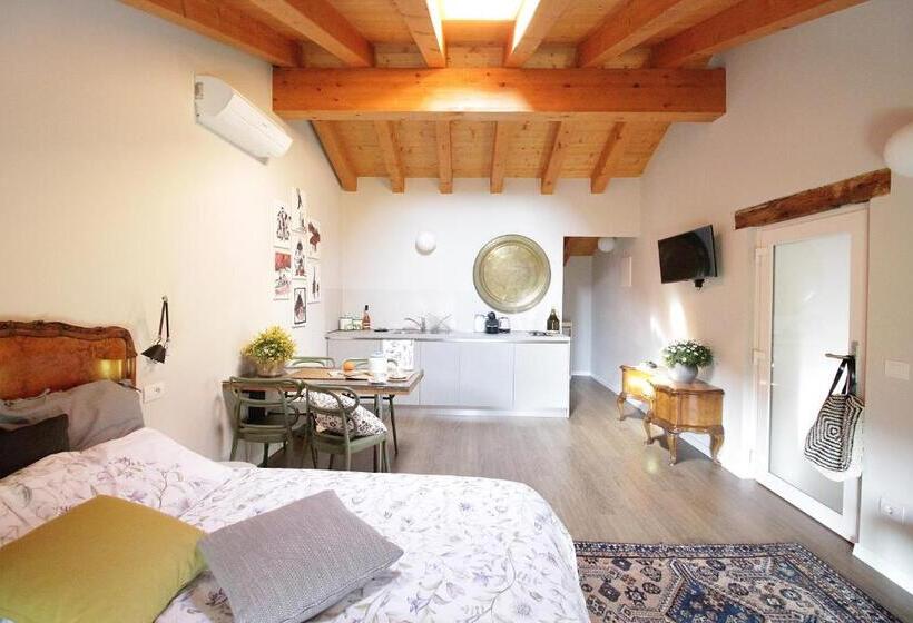 استودیوی سوپریور, Agriturismo Corte Patrizia