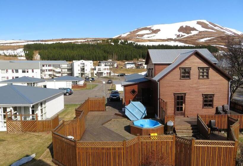 اتاق استاندارد یک تخته با سرویس بهداشتی مشترک, Húsavík Green Hostel